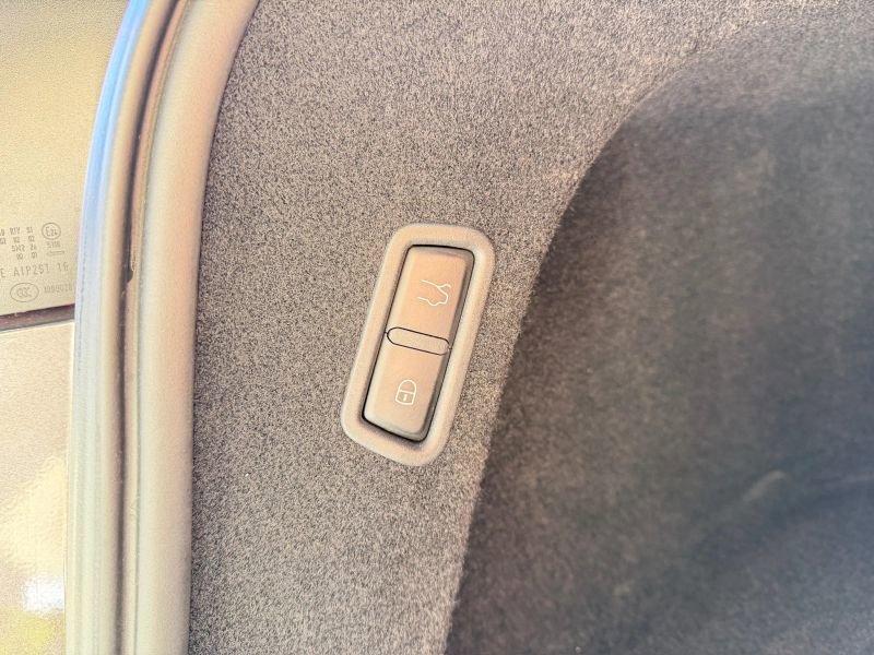 Used 2020 Maserati Levante GranSport image 30