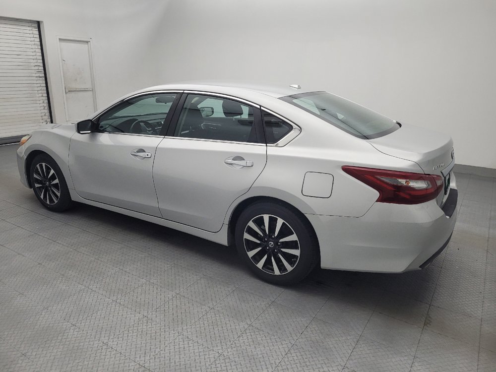 Used 2018 Nissan Altima 2.5 SV FWD image 3