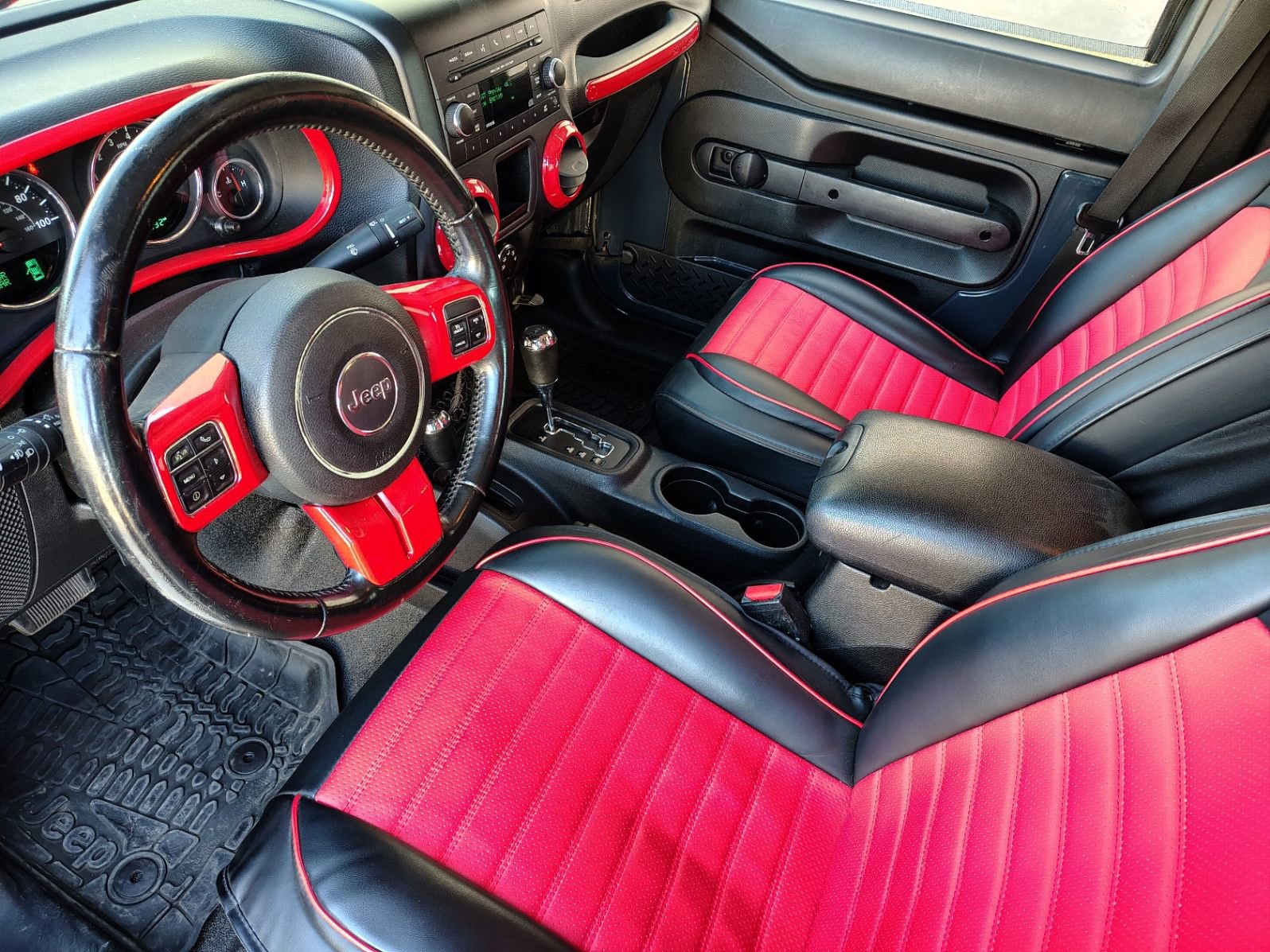 Used 2016 Jeep Wrangler Unlimited Sport AWD/4WD image 8