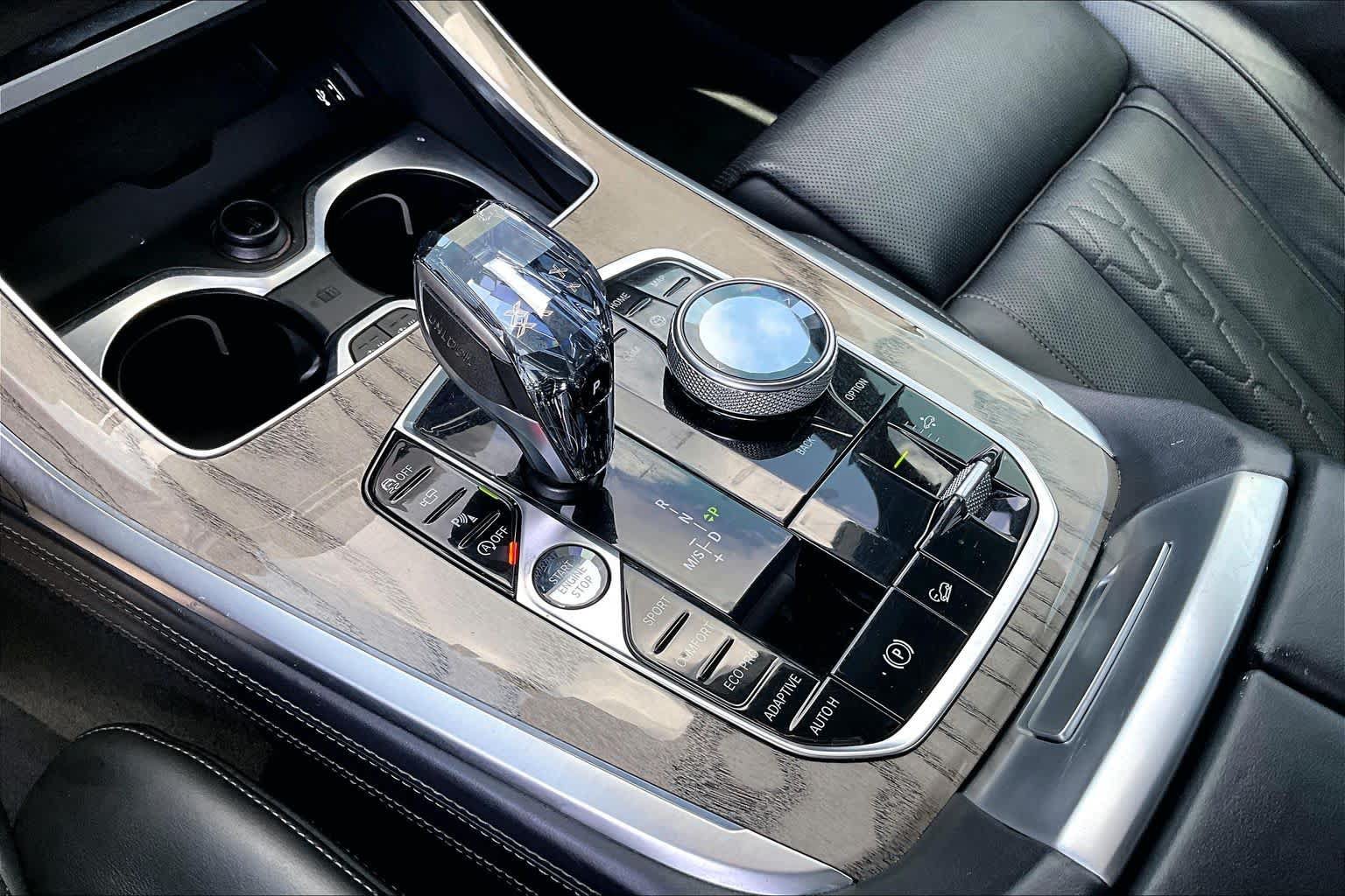 Used 2019 BMW X7 xDrive50i w/ Dynamic Handling Package AWD/4WD image 15