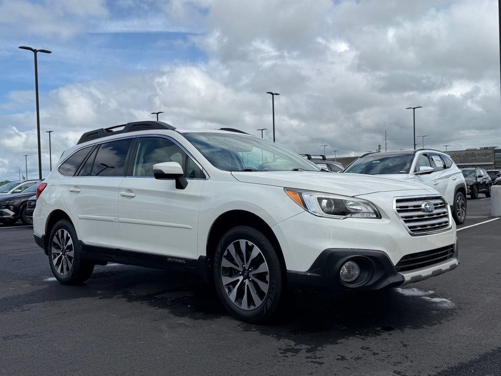 Used 2017 Subaru Outback 2.5i Limited AWD/4WD image 3