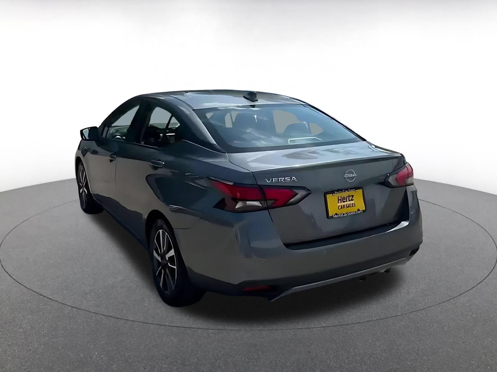 Used 2025 Nissan Versa SV FWD image 11