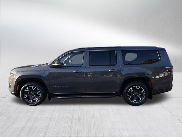 Used 2023 Jeep Wagoneer L Series III w/ Convenience Group I RWD image 9