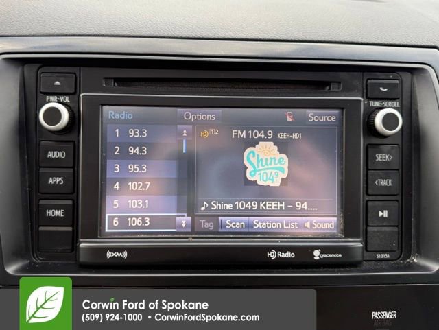 Used 2016 Toyota Sequoia SR5 AWD/4WD image 25