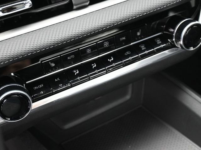 New 2026 Chevrolet Equinox LT w/ Convenience Package II image 33