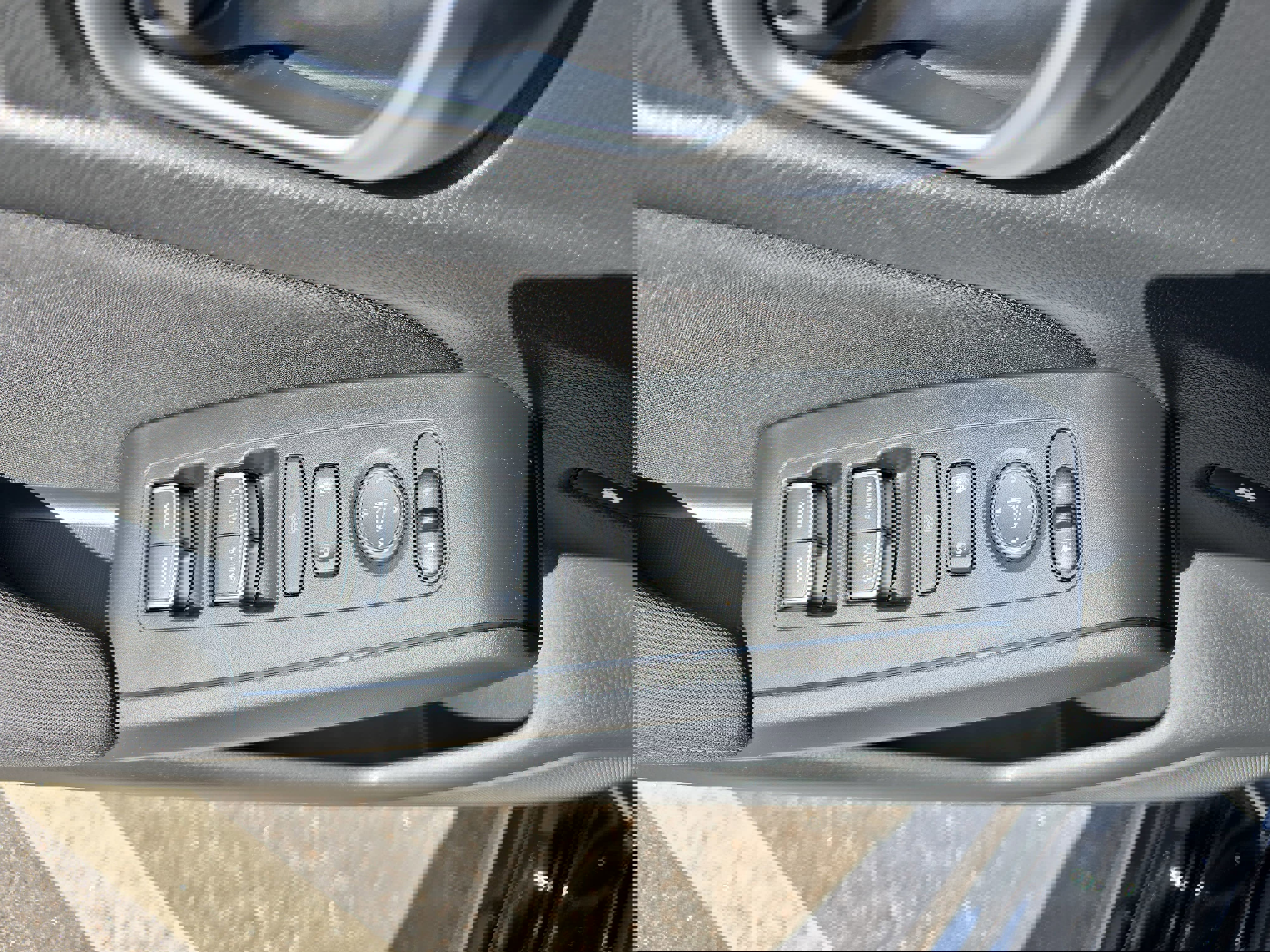 Used 2025 Honda Civic Sport image 28