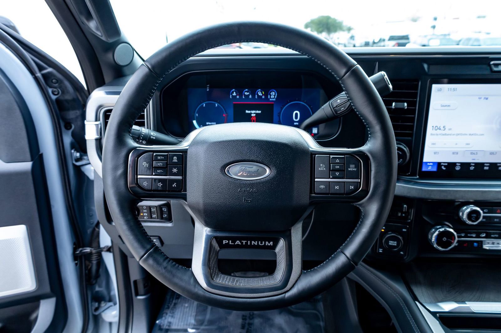 Used 2025 Ford F350 Platinum AWD/4WD image 19