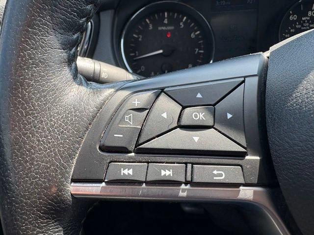 Used 2019 Nissan Rogue S AWD/4WD image 24