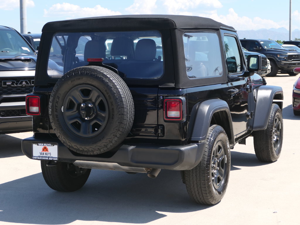 Used 2024 Jeep Wrangler Sport AWD/4WD image 3