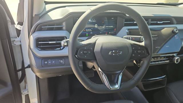 New 2027 Chevrolet Bolt LT w/ Comfort Package FWD image 11