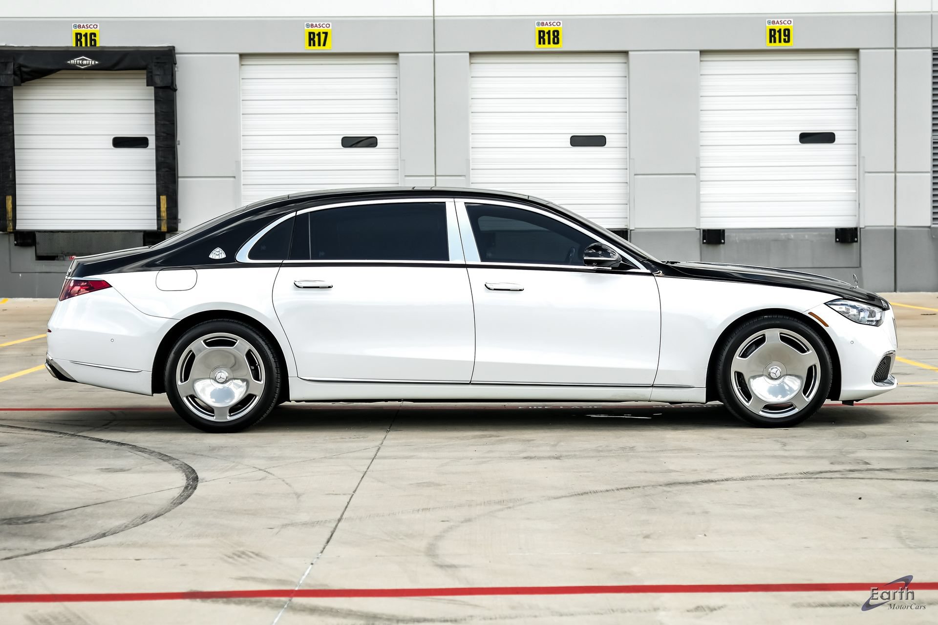 Used 2024 Mercedes-Benz Maybach S 580 4MATIC image 21