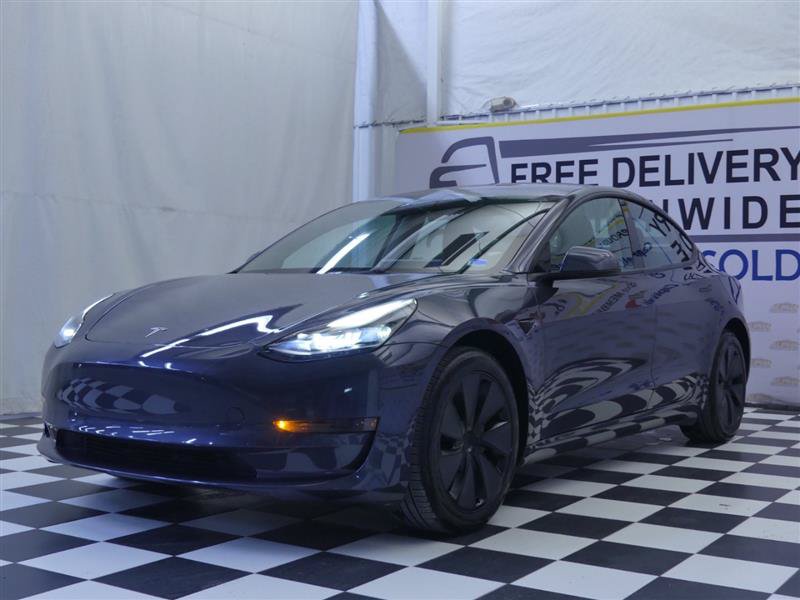 Used 2023 Tesla Model 3 Standard Range RWD image 3