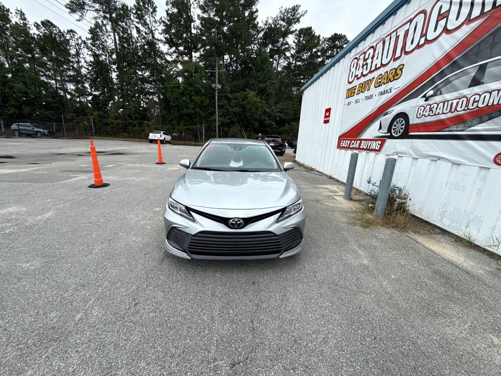 Used 2022 Toyota Camry LE w/ Convenience Package FWD image 3