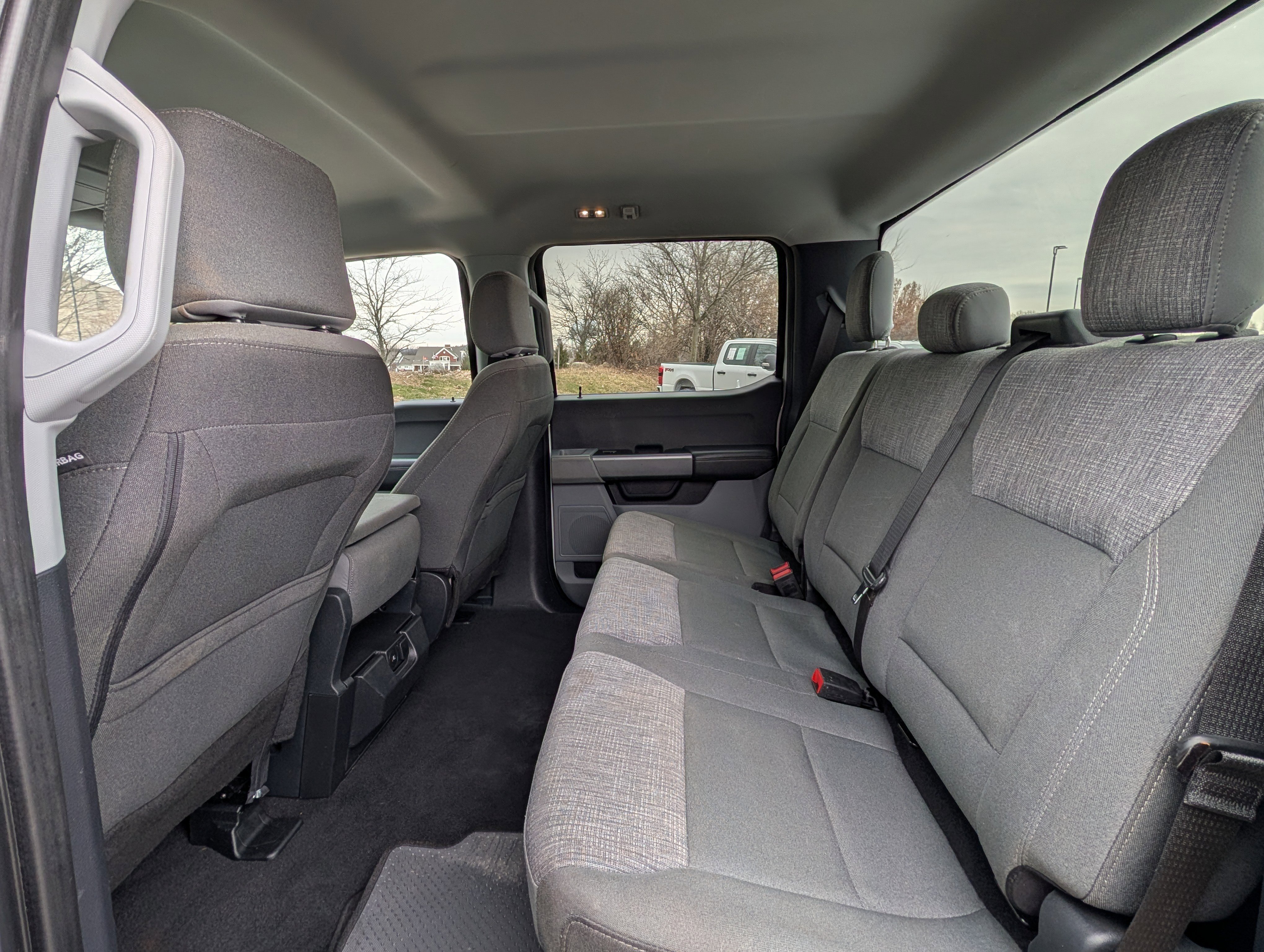 Used 2025 Ford F250 XLT image 32