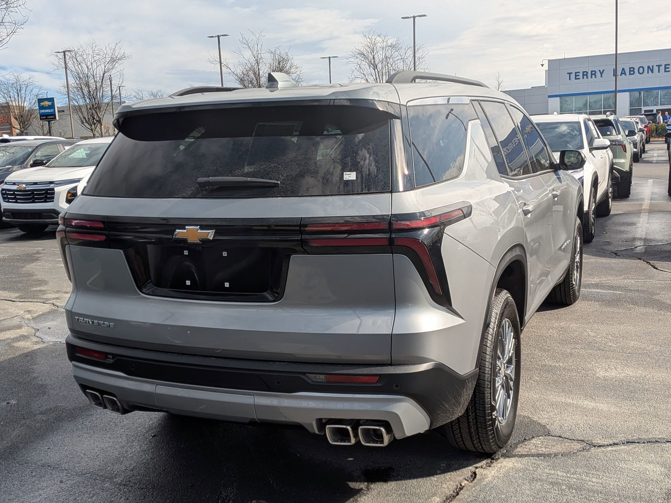 New 2026 Chevrolet Traverse LT FWD image 8