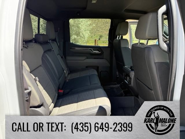 Used 2023 Chevrolet Silverado 1500 ZR2 w/ Technology Package AWD/4WD image 34
