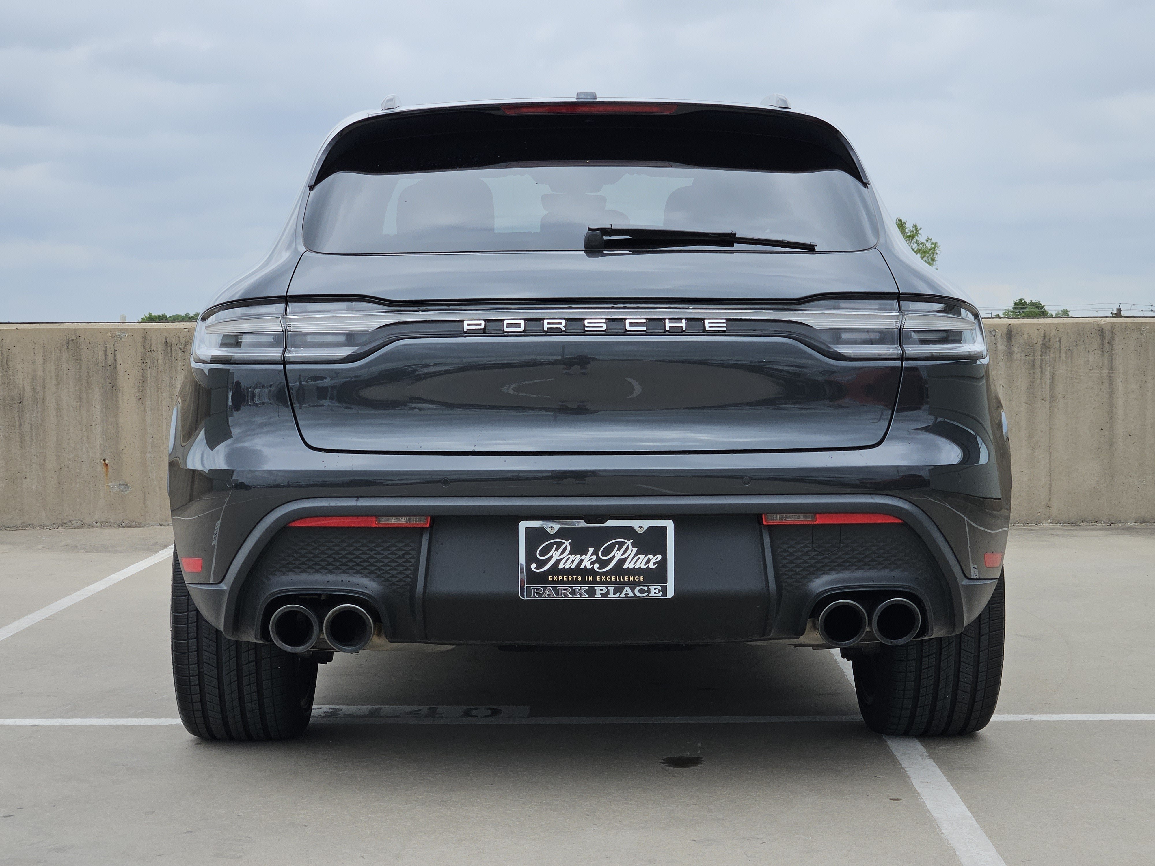 Certified 2026 Porsche Macan AWD/4WD image 7