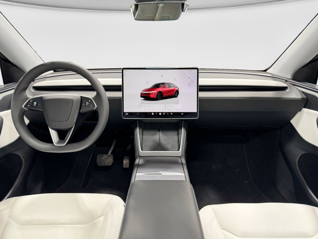 Used 2026 Tesla Model Y AWD image 14