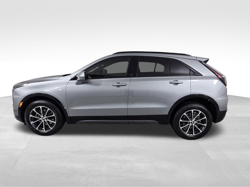 Used 2024 Cadillac XT4 Sport FWD image 3