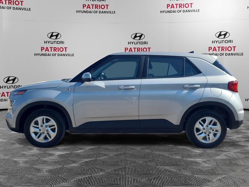 Used 2022 Hyundai Venue SE w/ Cargo Package FWD image 6