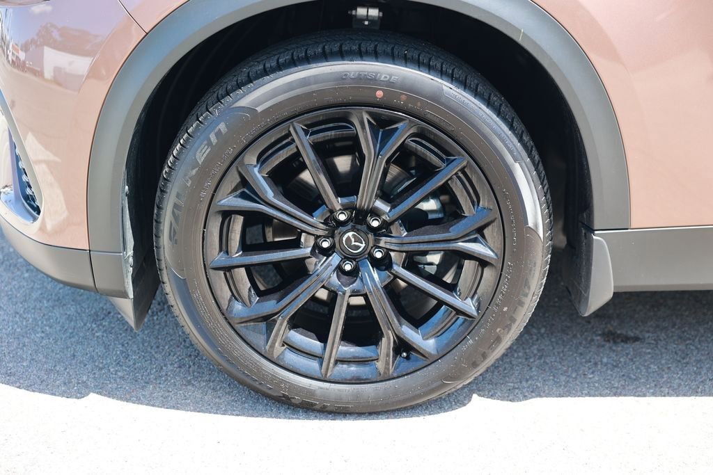 Used 2025 MAZDA CX-70 3.3 Turbo w/ Premium Package image 12