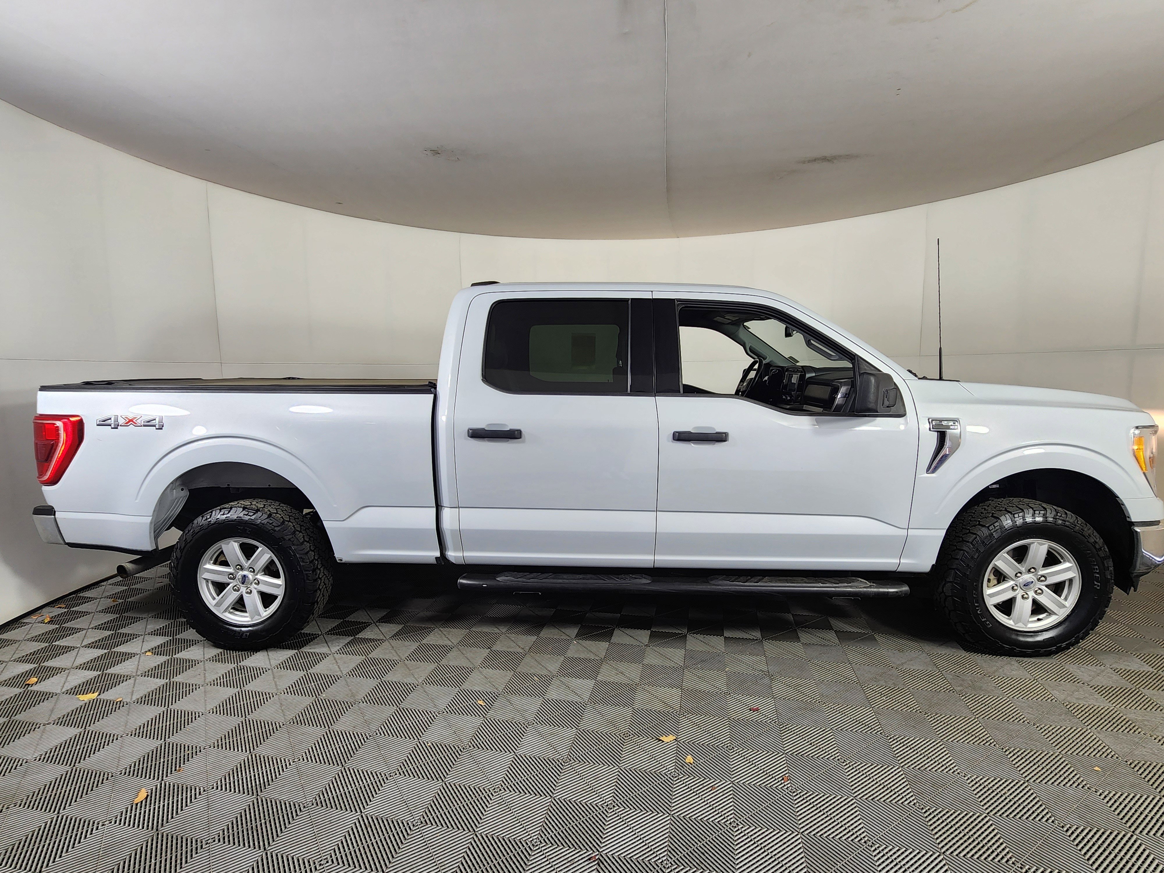 Used 2022 Ford F150 XLT w/ Equipment Group 301A Mid image 8
