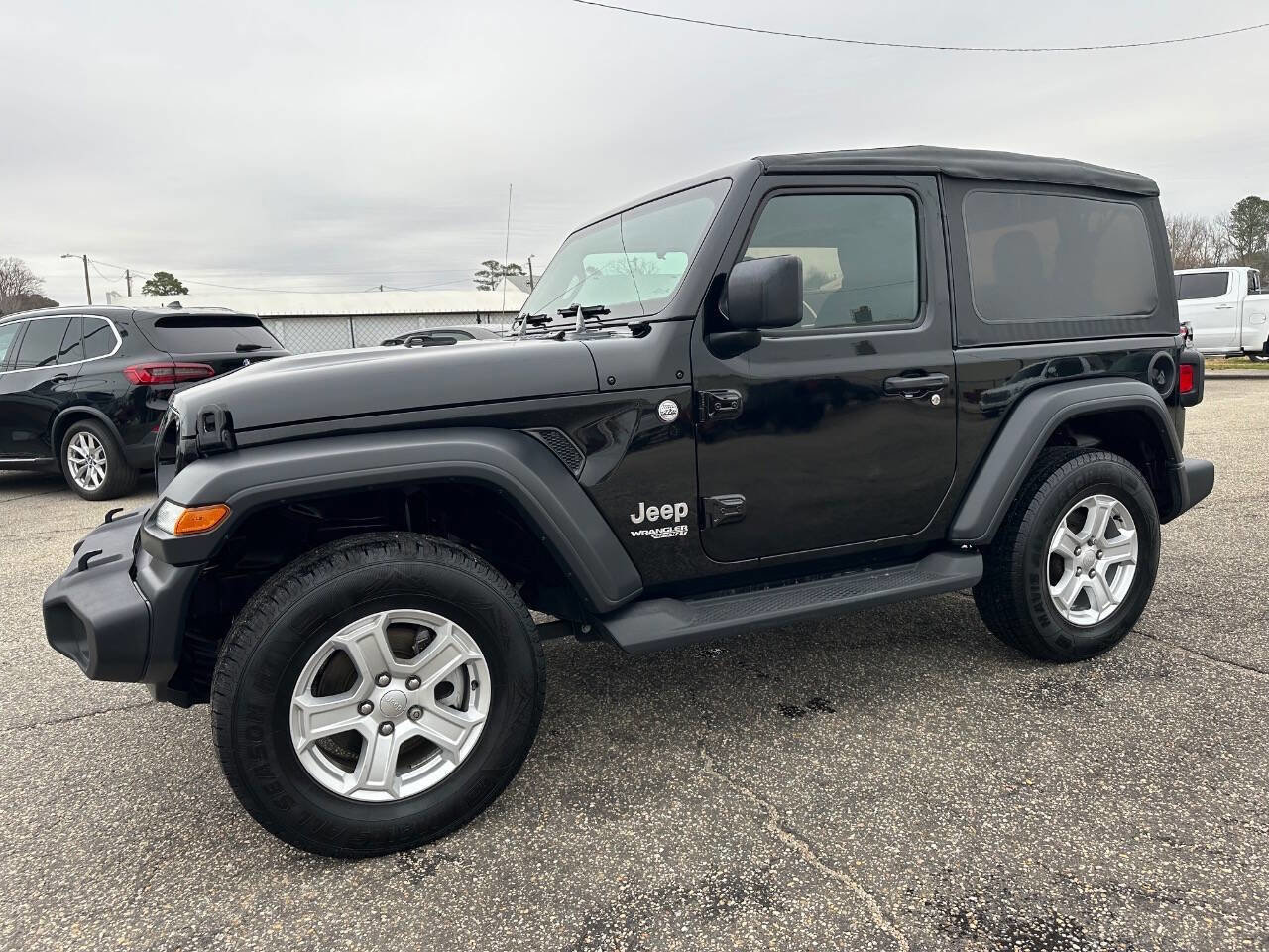 Used 2018 Jeep Wrangler Sport image 23