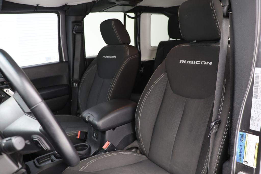 Used 2017 Jeep Wrangler Unlimited Rubicon w/ Dual Top Group AWD/4WD image 20