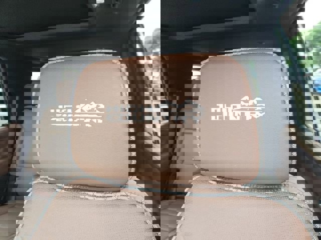 Used 2023 Chevrolet Tahoe High Country RWD image 14