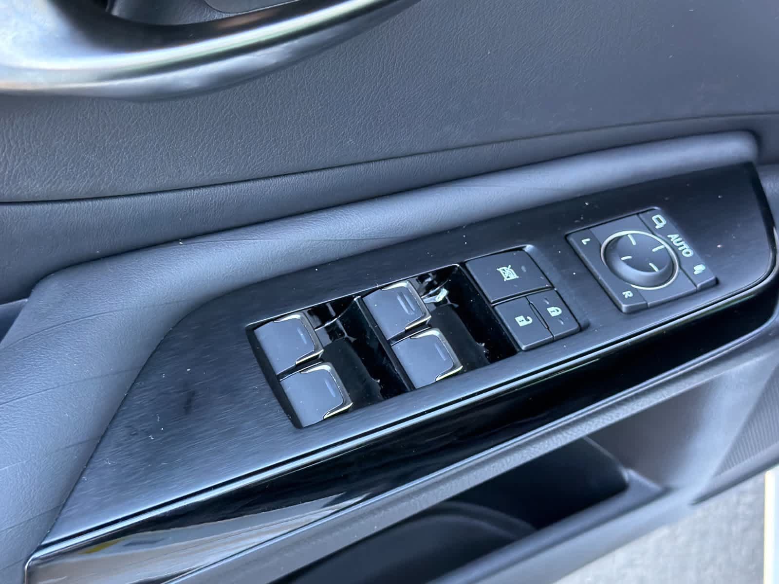 Used 2022 Lexus ES 350 w/ Accessory Package 2 FWD image 13