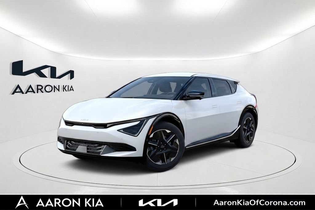 New 2026 Kia EV6 Wind RWD image 1