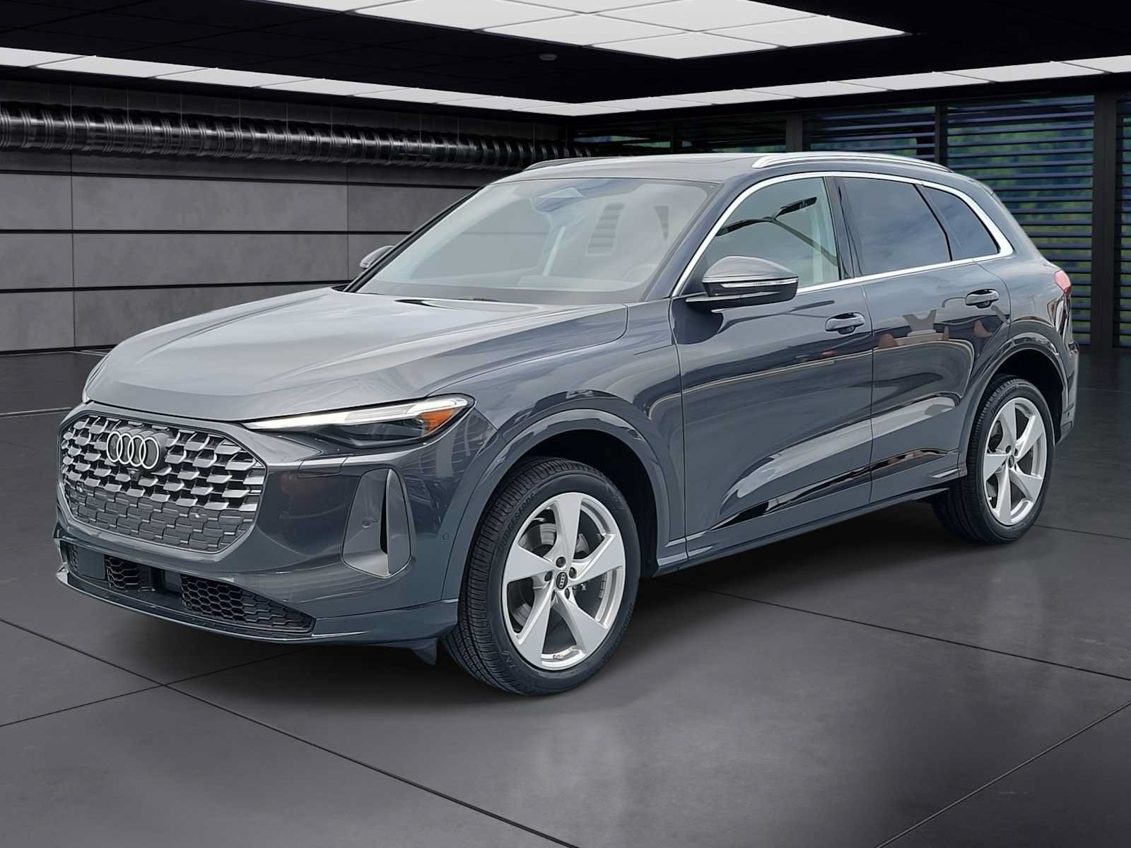 Certified 2025 Audi Q5 Premium Plus w/ Premium Plus