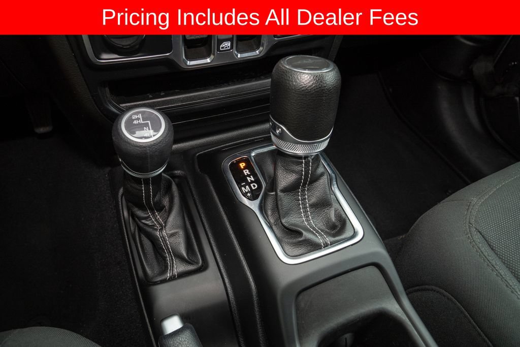 Used 2023 Jeep Gladiator Overland AWD/4WD image 18