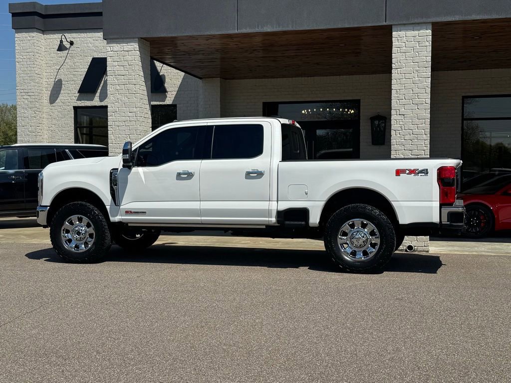 Used 2025 Ford F250 King Ranch w/ Chrome Package image 3