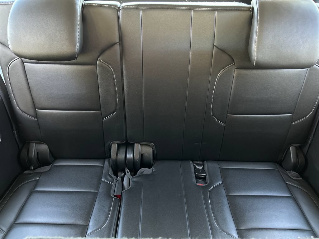Used 2018 Chevrolet Suburban LT AWD/4WD image 22