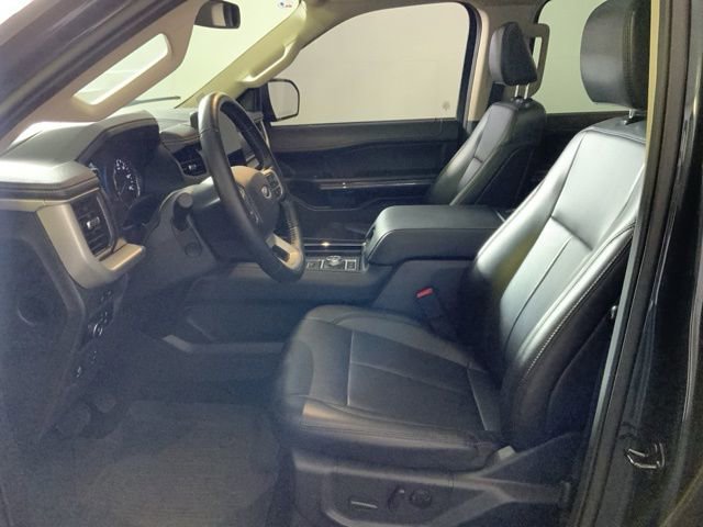 Used 2023 Ford Expedition Max XLT image 16