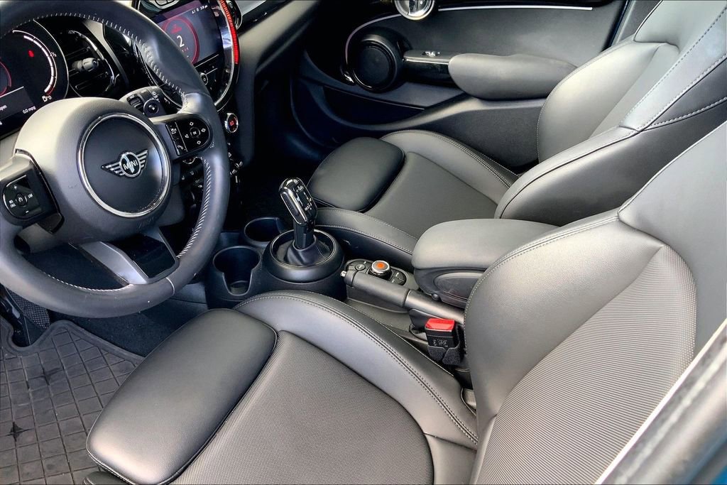Certified 2022 MINI Cooper S image 18