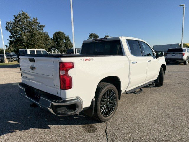 Used 2022 Chevrolet Silverado 1500 LTZ w/ LTZ Premium Package AWD/4WD image 9