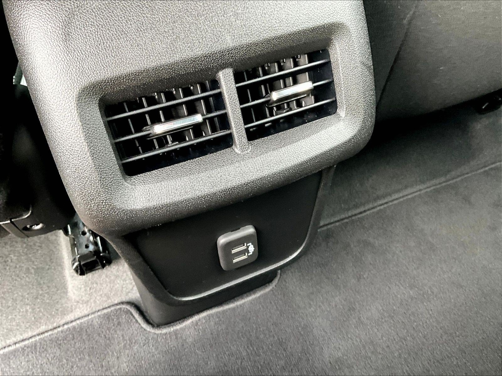 Used 2022 Chevrolet Equinox LT FWD image 10