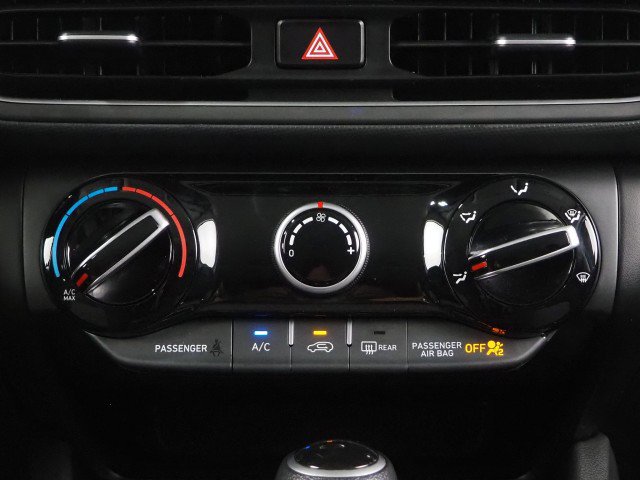 Used 2022 Hyundai Kona SE FWD image 27