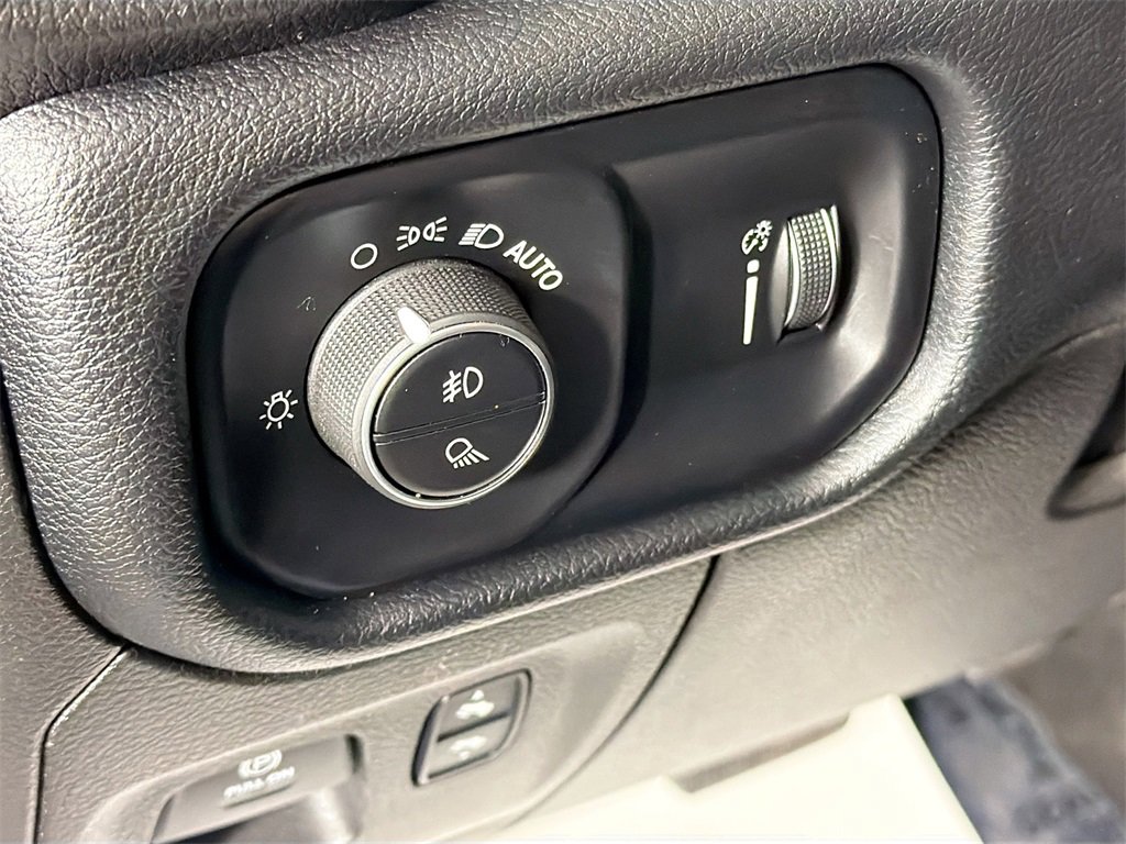 Used 2020 RAM 1500 Big Horn image 10