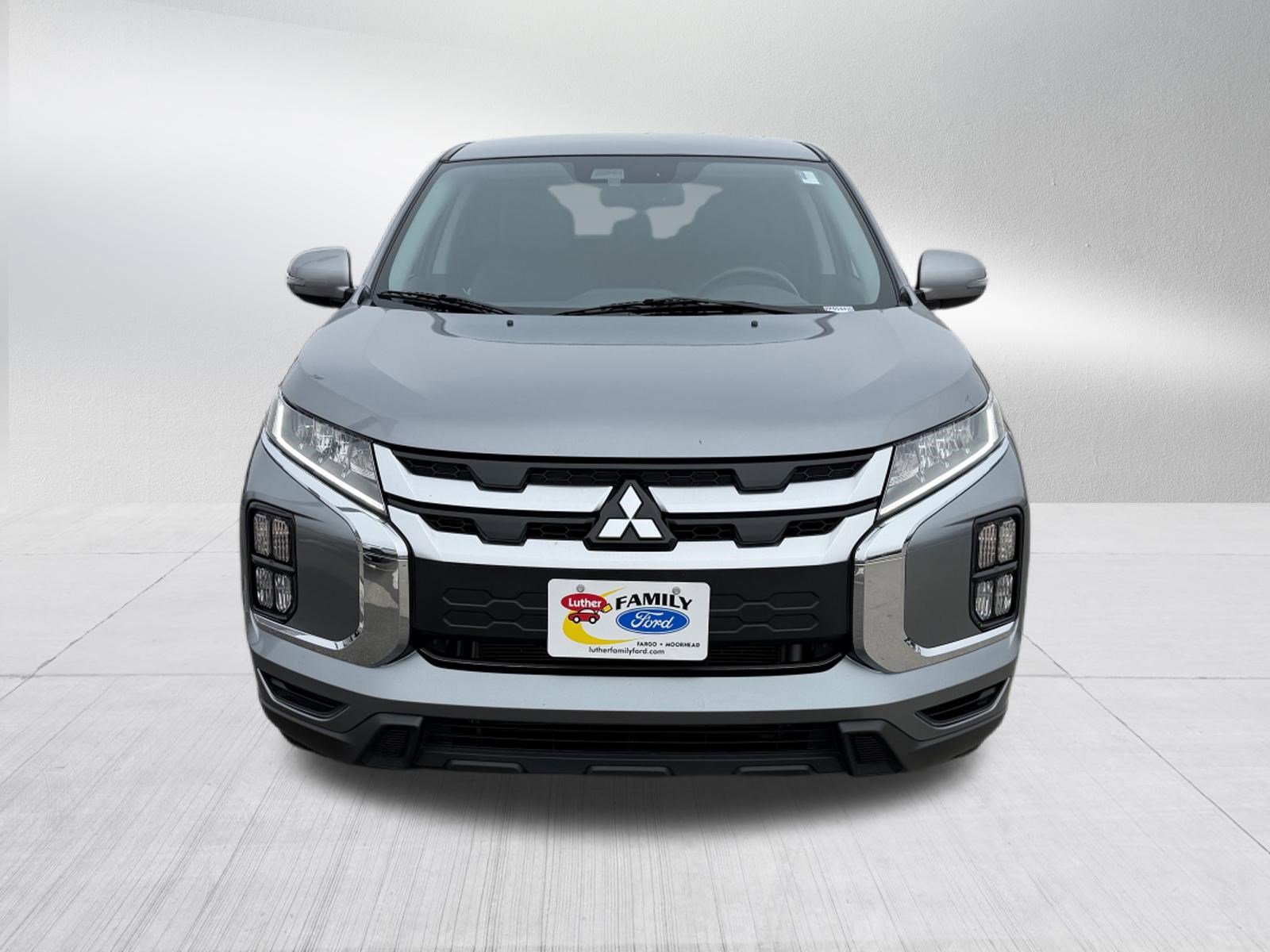 Used 2024 Mitsubishi Outlander Sport SE image 2