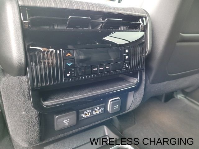 Used 2023 Jeep Wagoneer Series III w/ Convenience Group I image 7