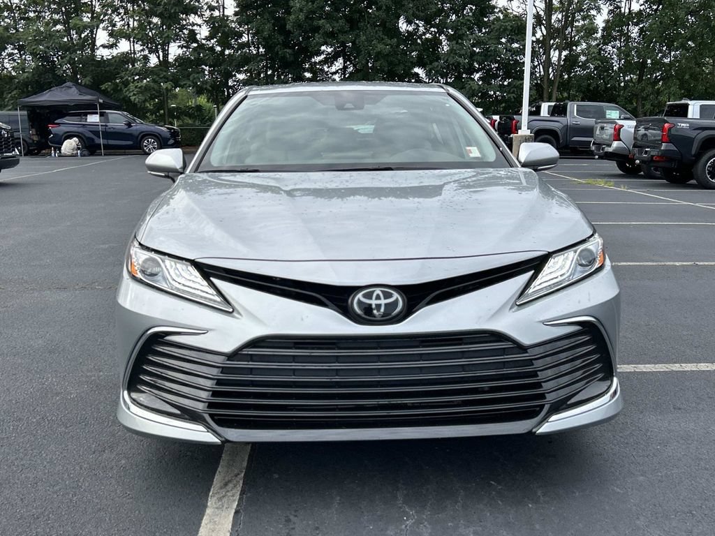 Used 2023 Toyota Camry XLE FWD image 17