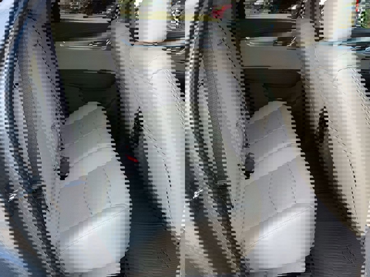 Used 2023 Cadillac XT5 Premium Luxury image 25