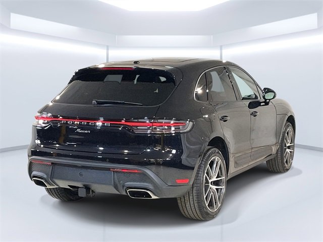 New 2026 Porsche Macan image 7