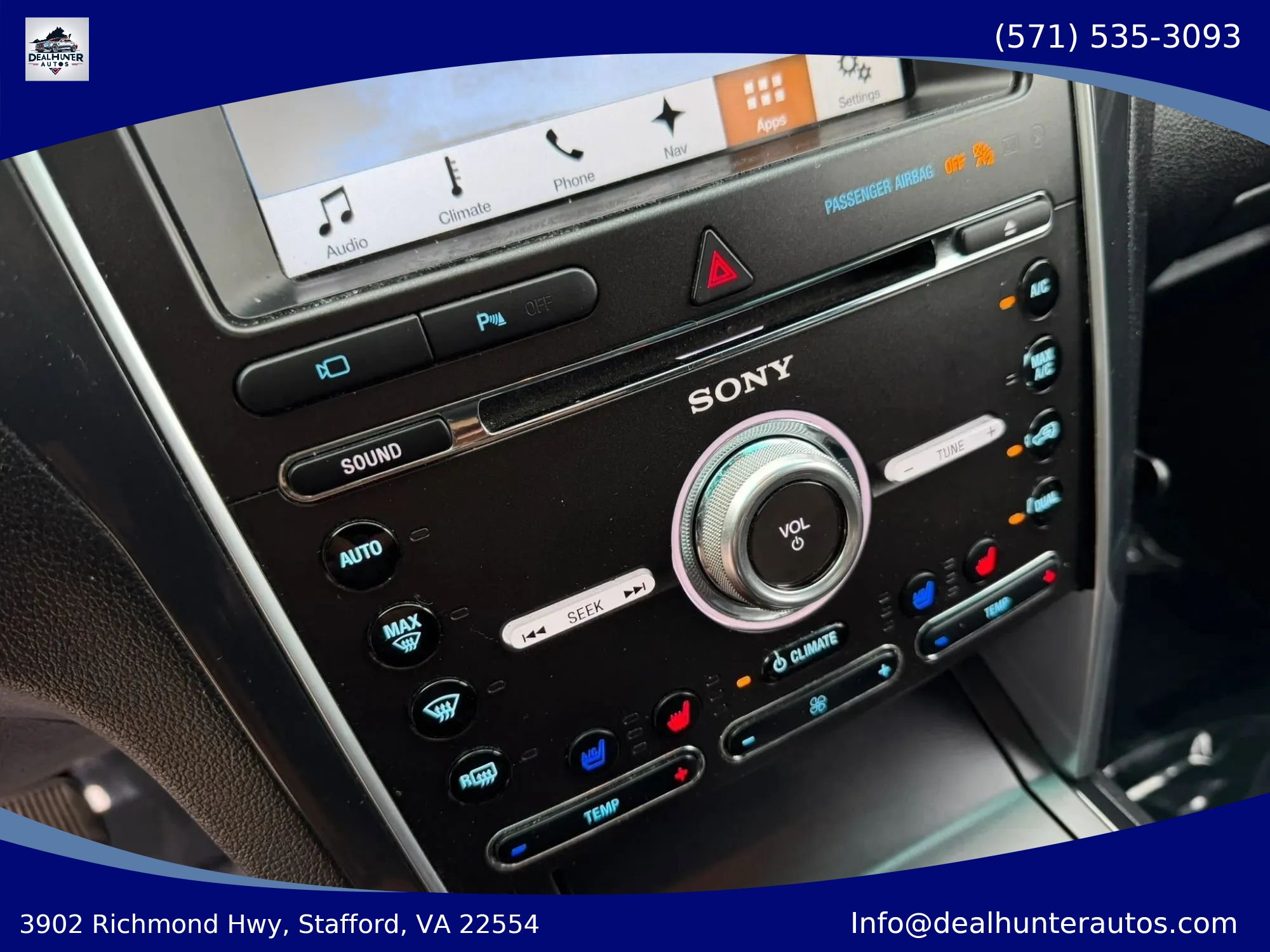 Used 2017 Ford Explorer Sport w/ Equipment Group 401A AWD/4WD image 26