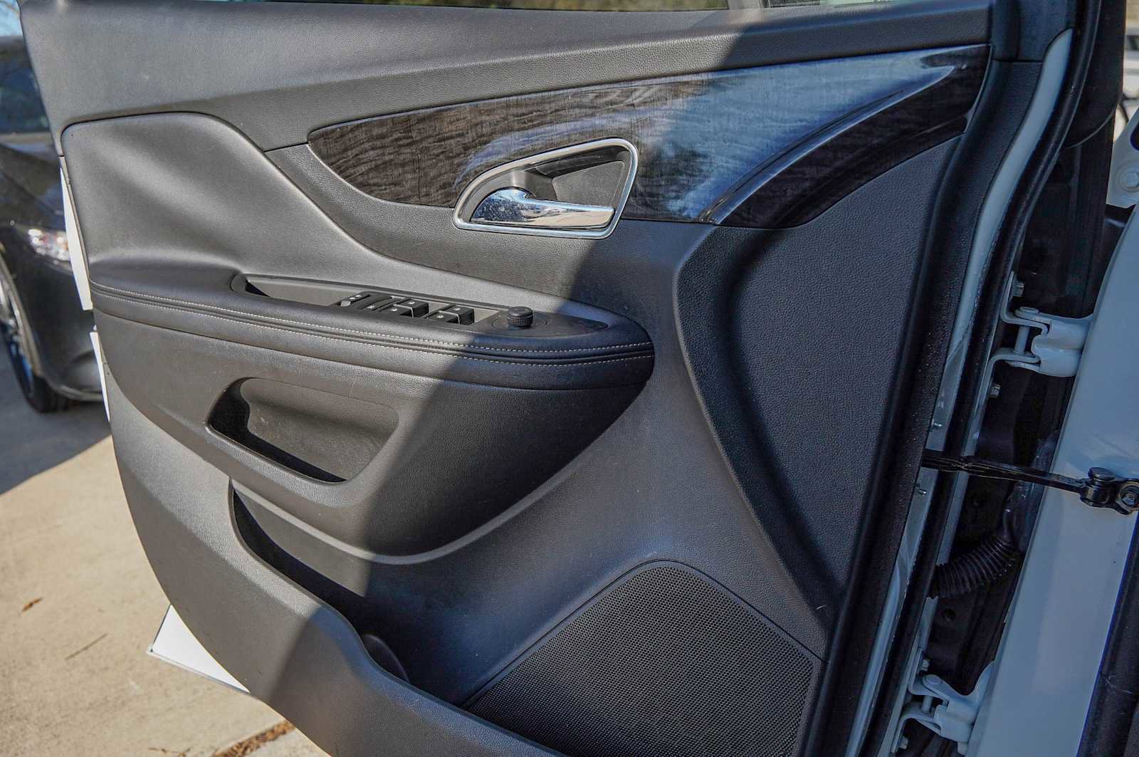 Used 2015 Buick Encore Convenience image 23