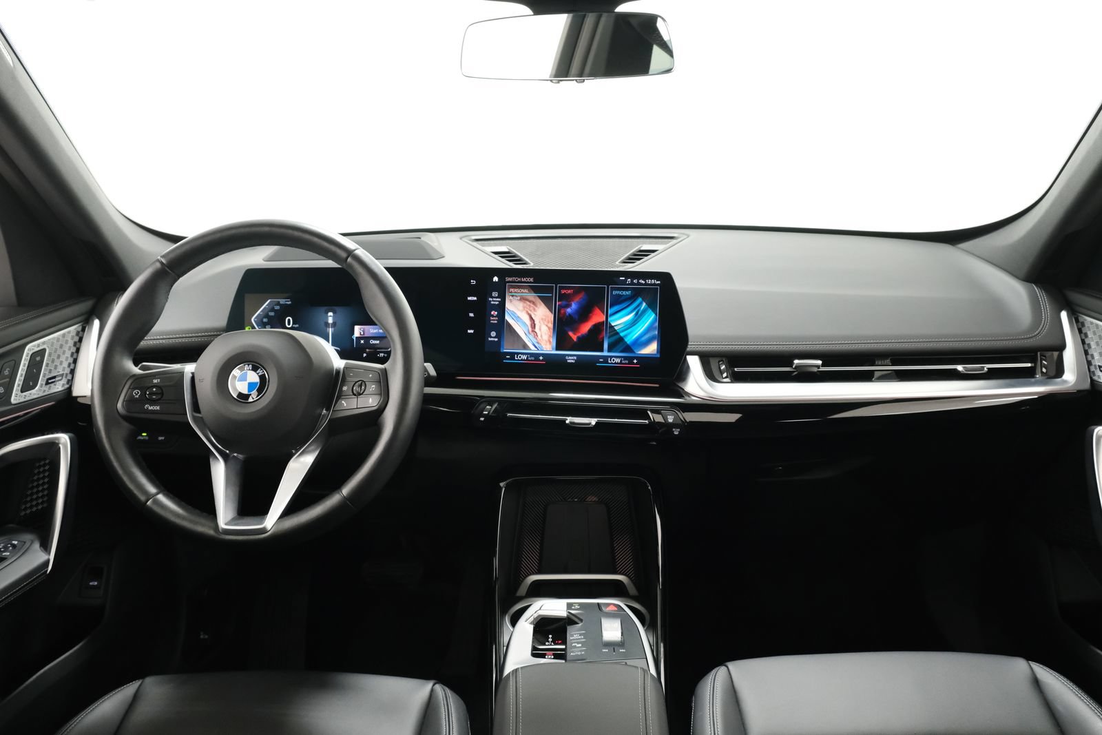 Used 2023 BMW X1 xDrive28i w/ Premium Package AWD/4WD image 8