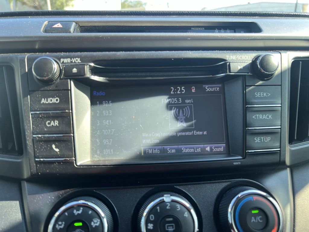 Used 2018 Toyota RAV4 LE image 11